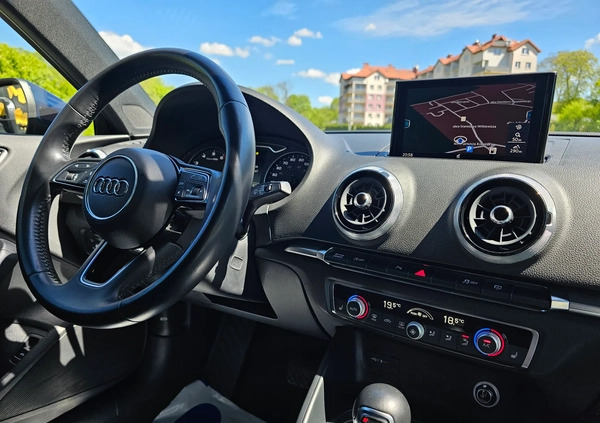 Audi A3 cena 93500 przebieg: 89000, rok produkcji 2020 z Sanok małe 742